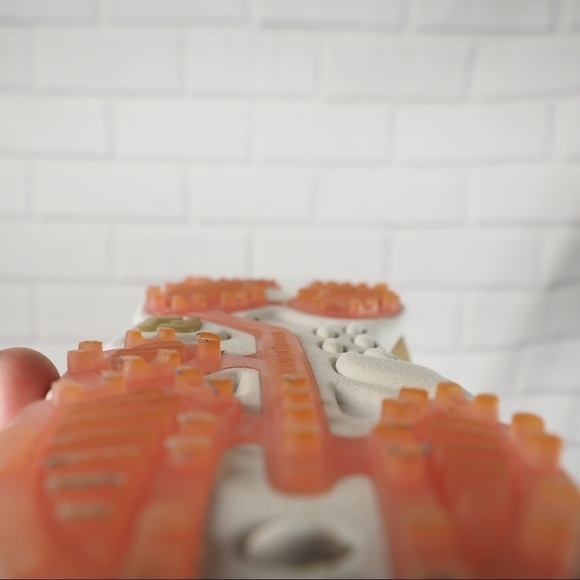 Footjoy Sz 7 Pink Golf emPOWER Spikeless Shoe - Picture 9 of 13